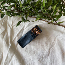 Load image into Gallery viewer, vegan skincare.

